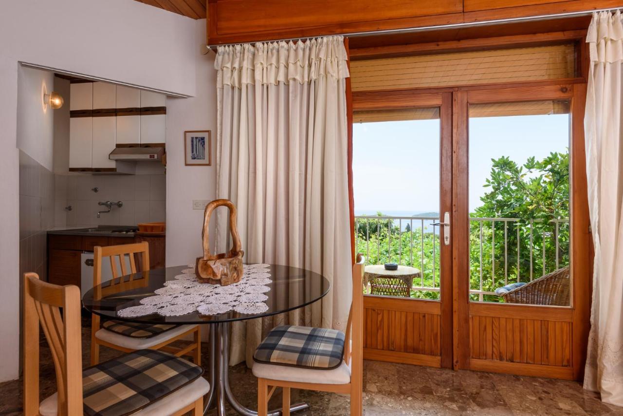 Fio'S Hotel Хвар Екстериор снимка